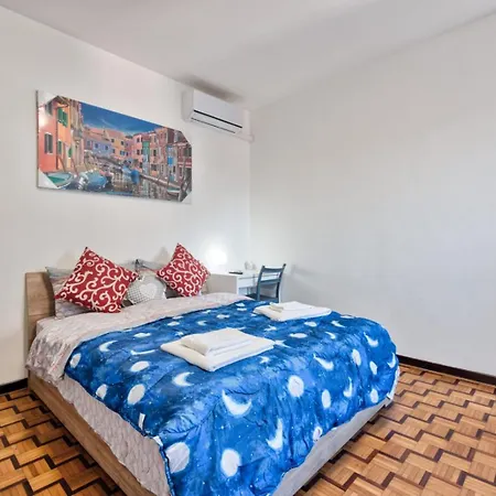 Easy Downtown - 3 Apartment